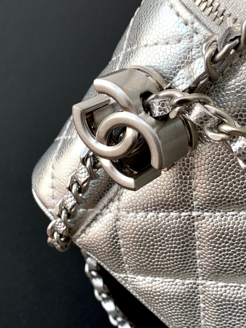 Ch**el cosmetic bags